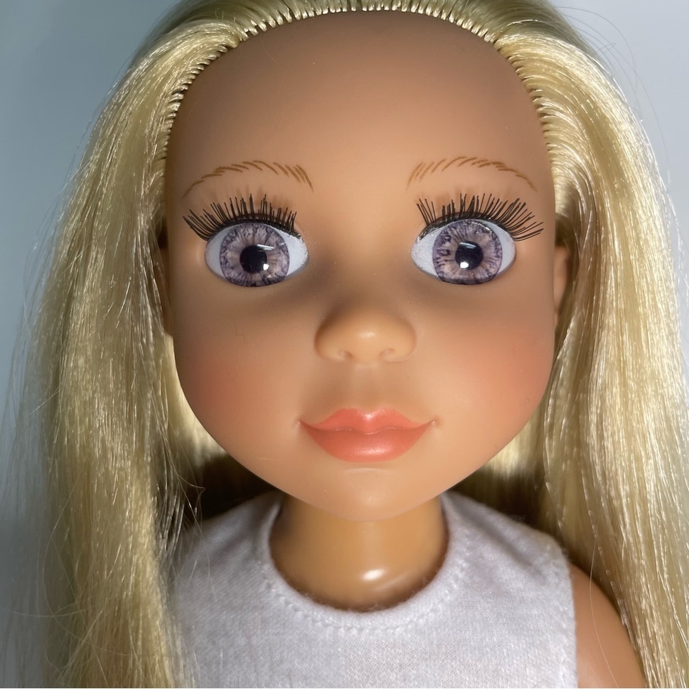 Glitter Girls Blonde Lavender Eyes Cat Outfit Sandals